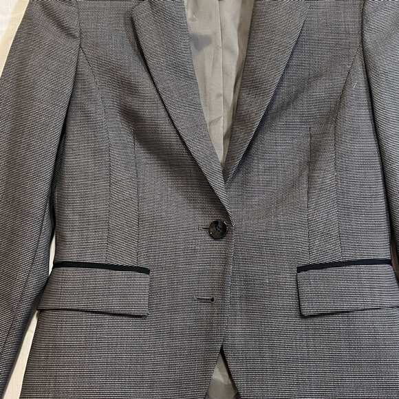 Hugo Boss Women’s Blazer-Petite - Picture 9 of 11